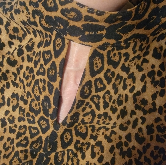 Animal print top - Picture 4 of 9